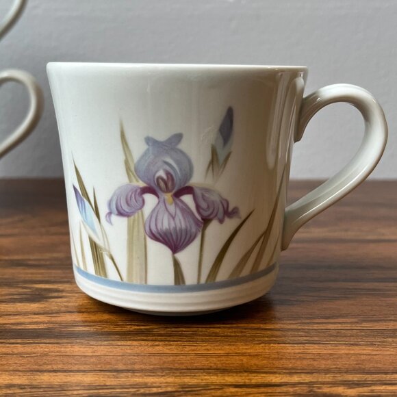 Royal Doulton 6 Tea Cups Lambethare Blue Iris LS1046 England 1981 - Picture 3 of 14